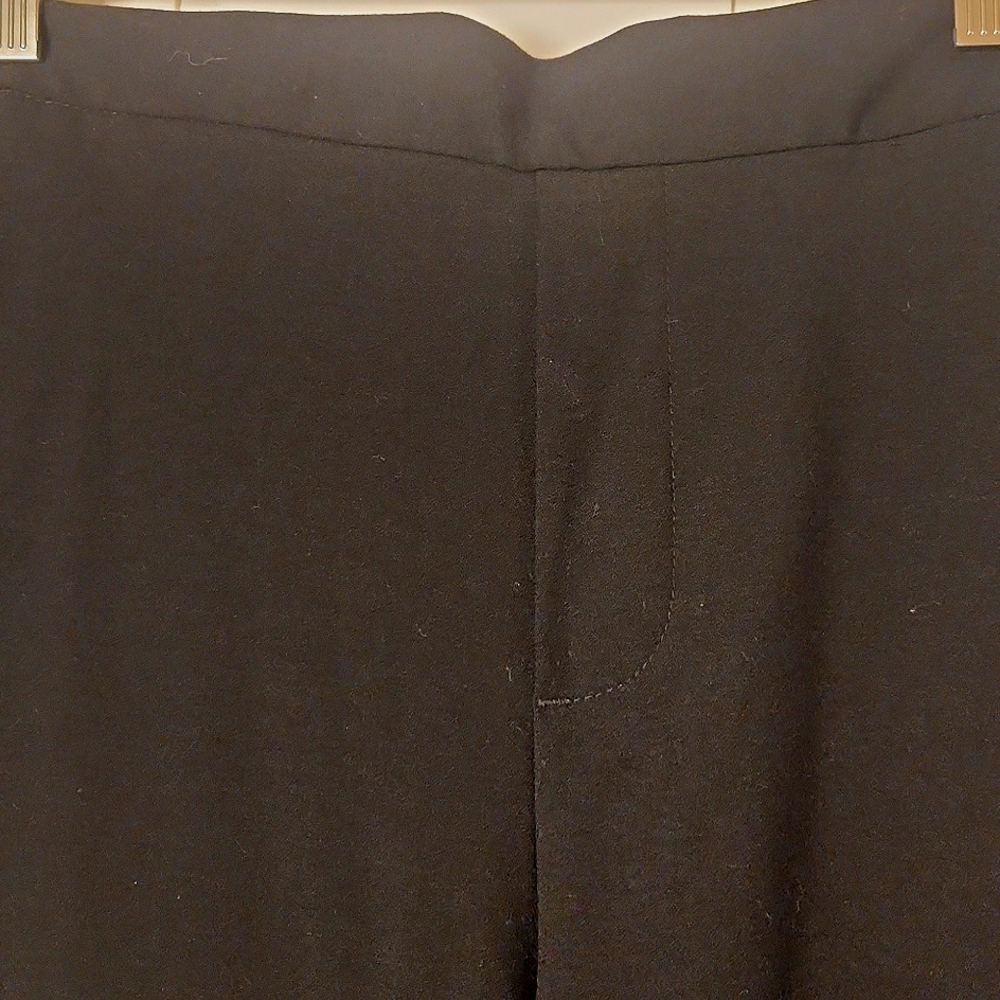 Banana Republic Timeless Staple black pull on flat front trouser pants.size 12 - Picture 4 of 11